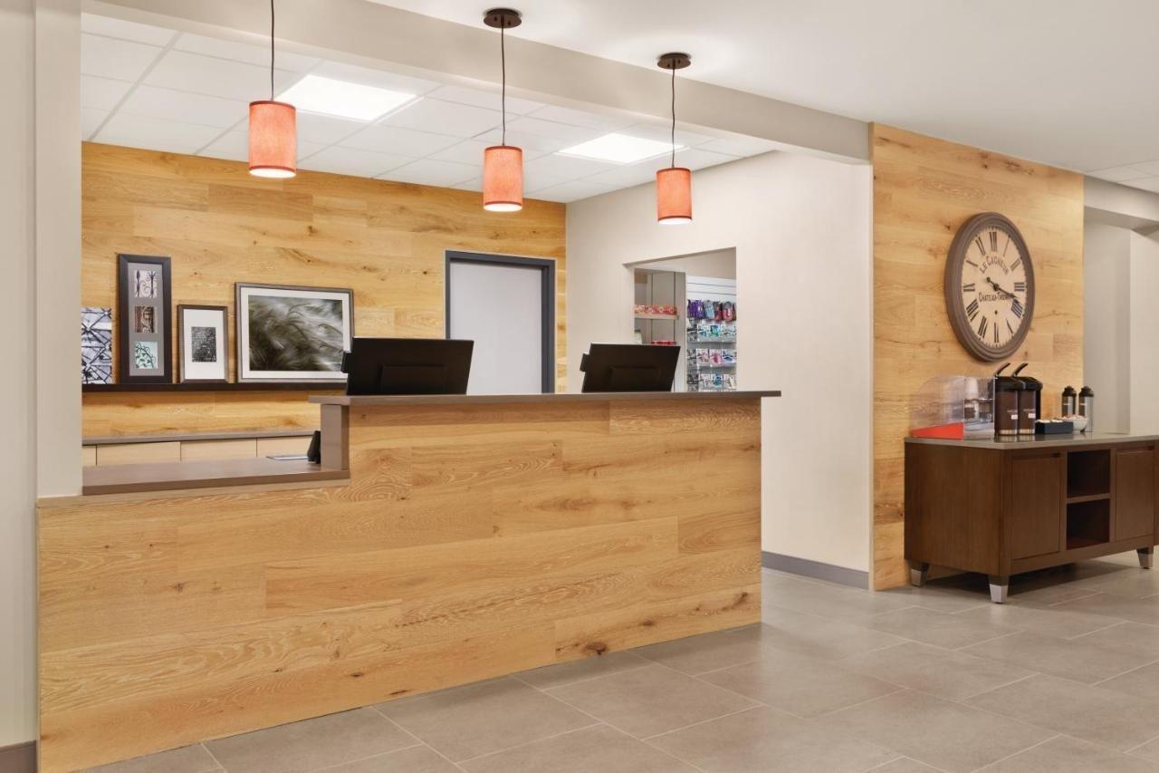 Country Inn & Suites By Radisson, Belleville, On Kültér fotó