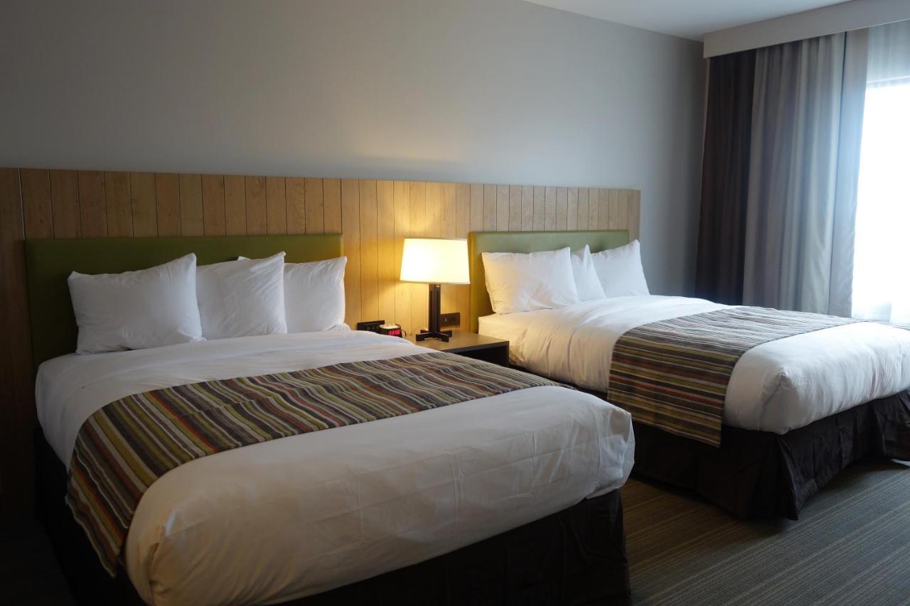 Country Inn & Suites By Radisson, Belleville, On Kültér fotó