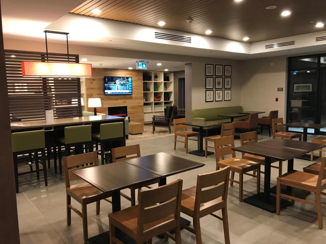 Country Inn & Suites By Radisson, Belleville, On Kültér fotó
